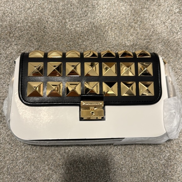 Michael Kors Bradshaw Studded Leather Shoulder Bag - Picture 5 of 6